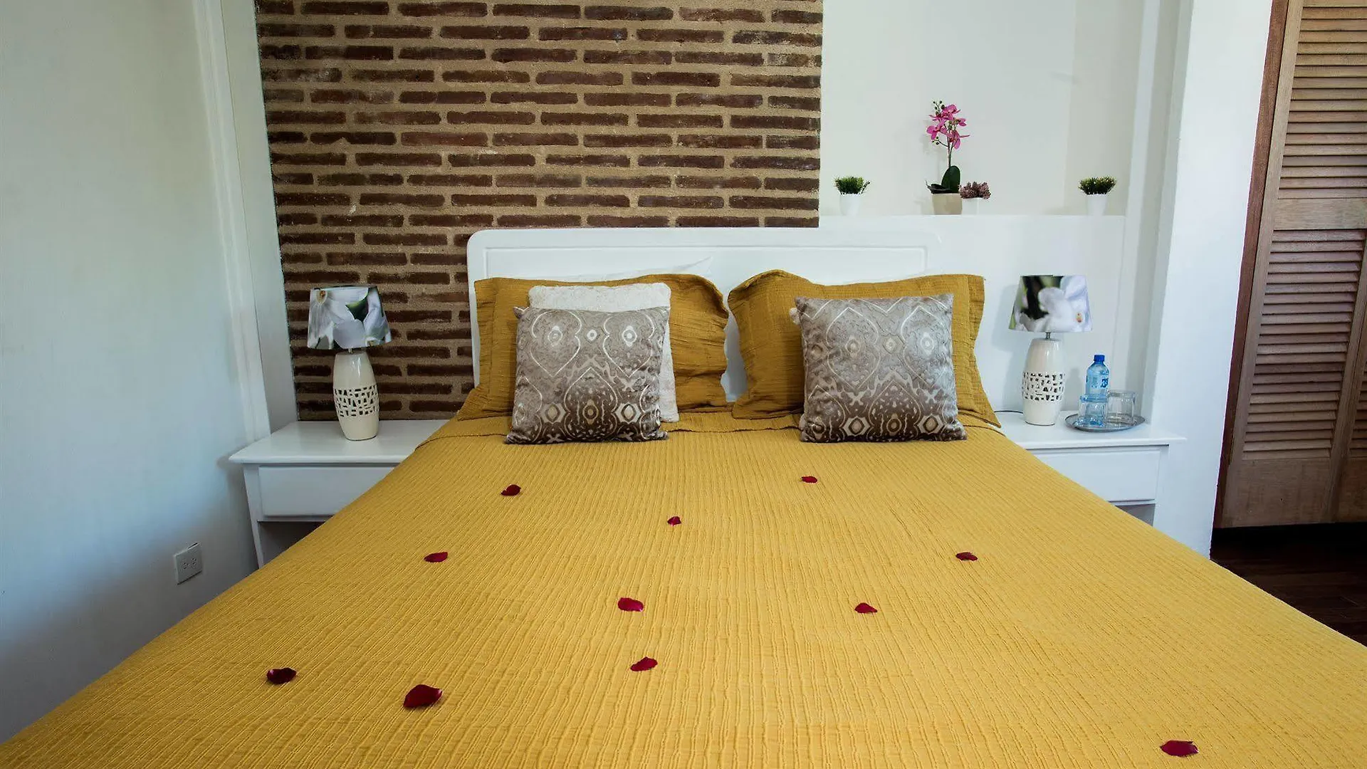 Hotel Portes 9 Santo Domingo