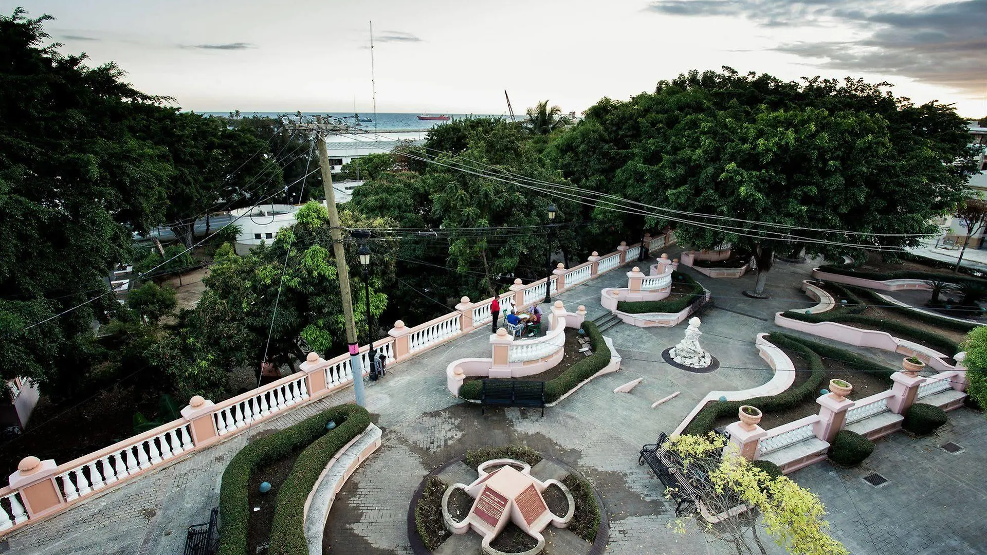 Hotel Portes 9 Santo Domingo 3*,